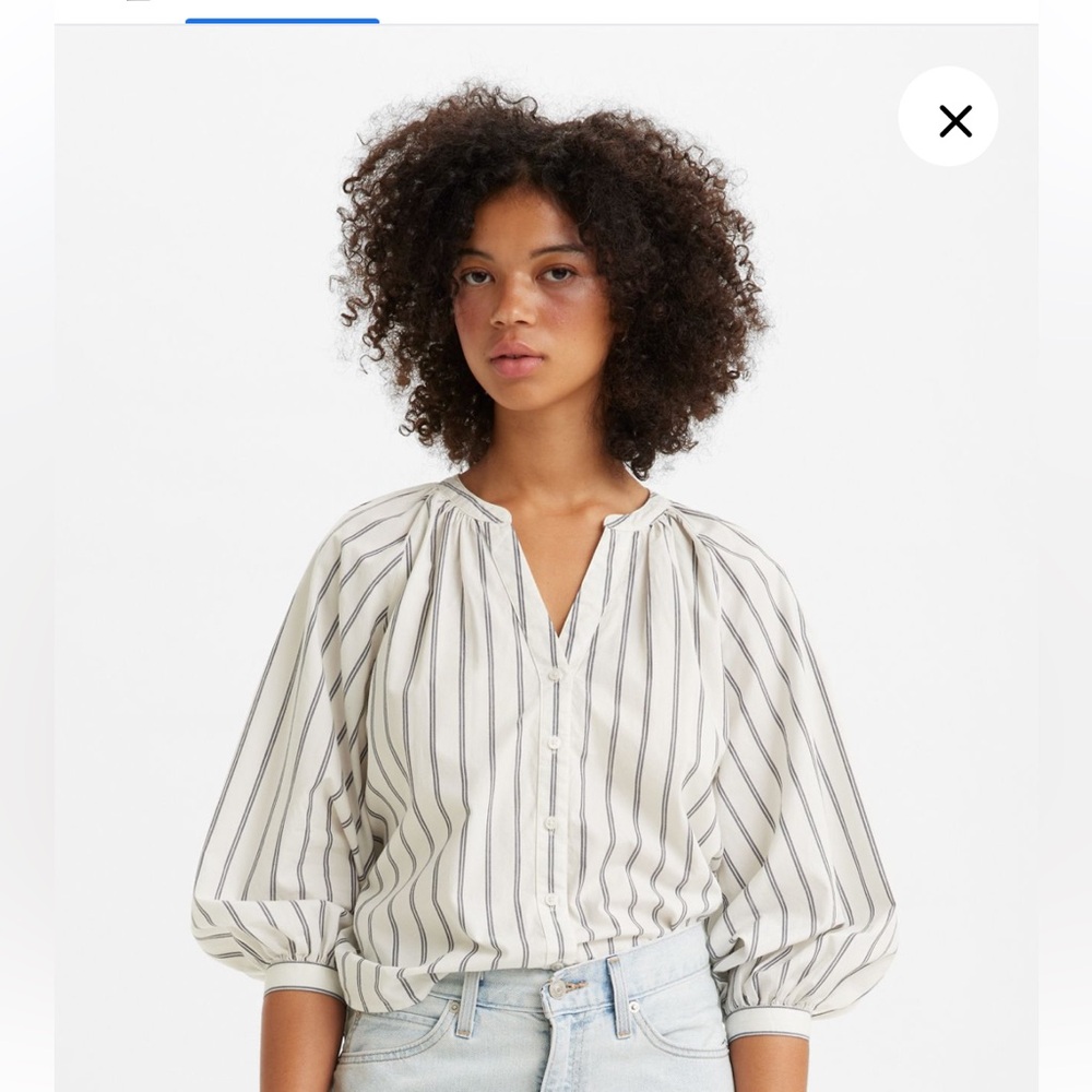 Laine blouse Levis. Size S. brand new